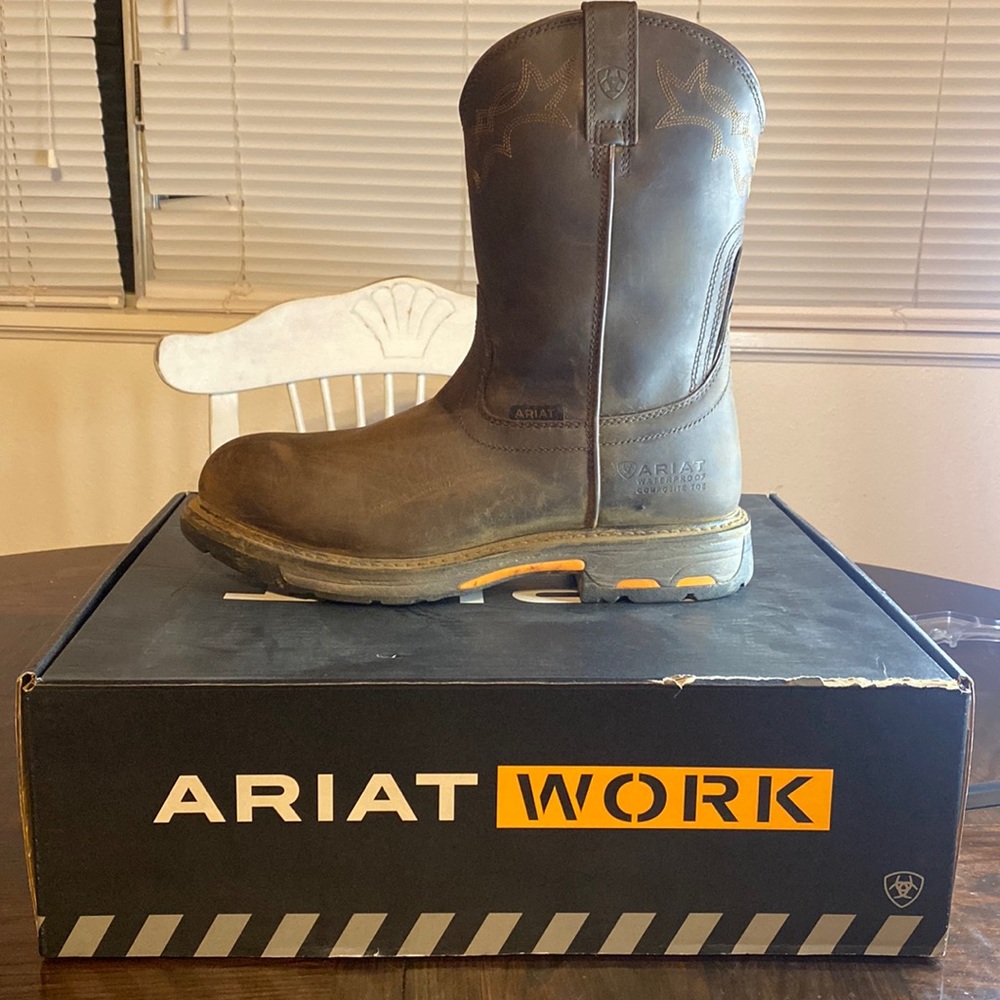 Ariat Work Hog